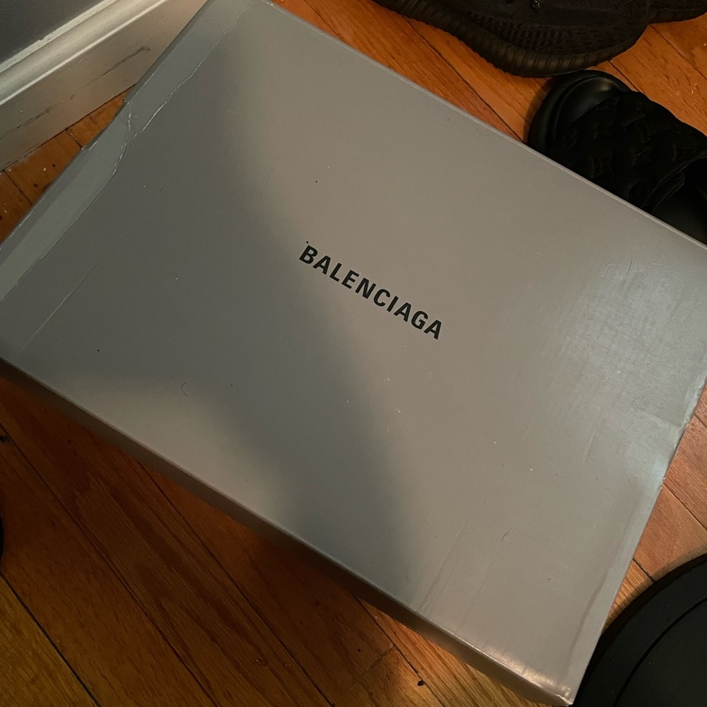 Yellow Balenciaga’s